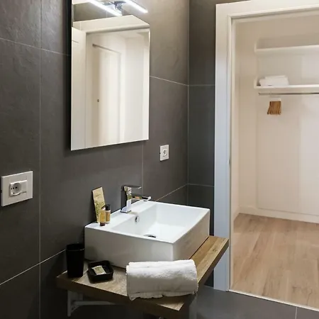 Paduina3 Comfort Apart Otel Trieste